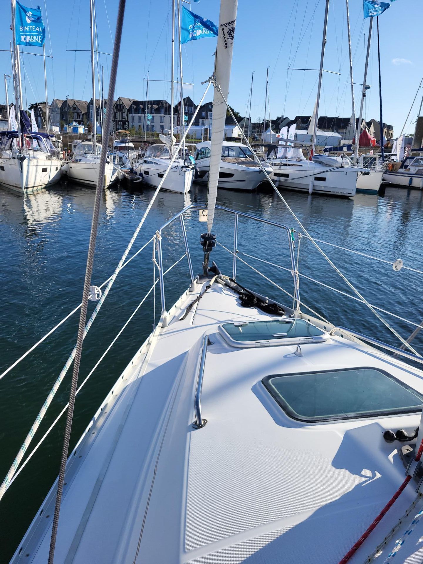 slider 8 Beneteau Oceanis 281